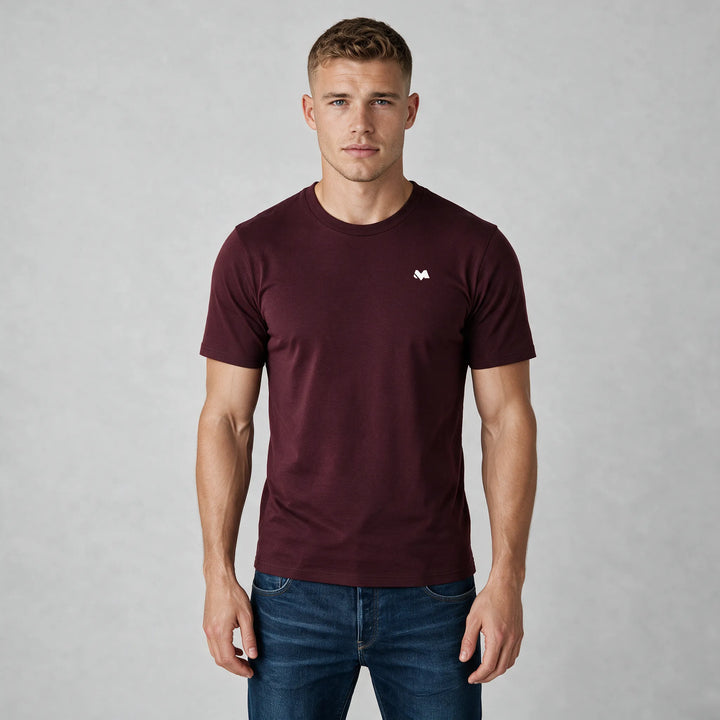 Burgundy regular fit t-shirt with mountain and pine tree back print