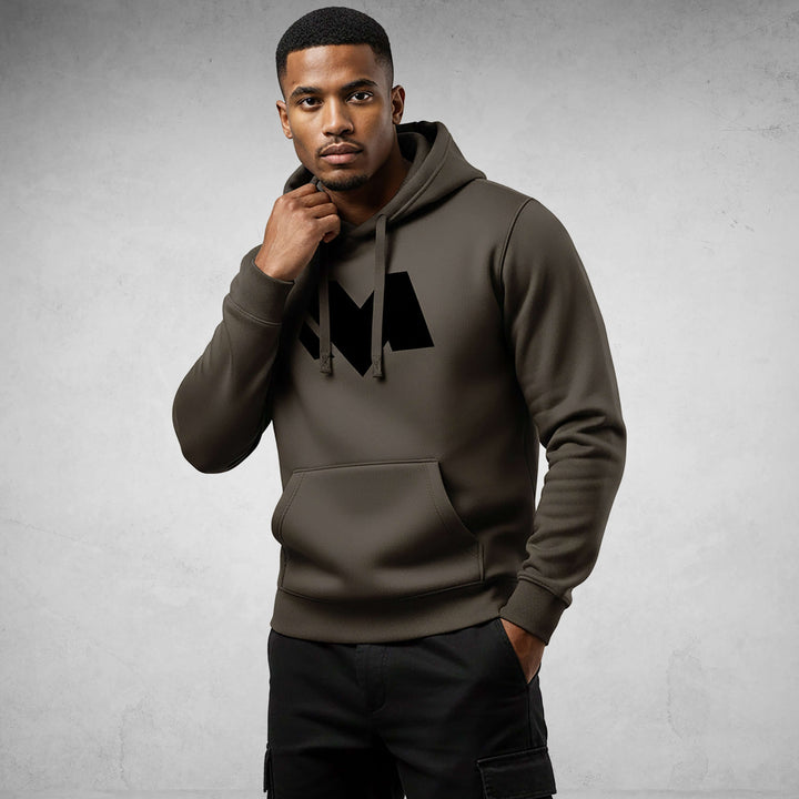 Core Streetwear Hoodie DR680 featuring premium organic cotton for modern comfort and style.