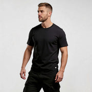 Model wearing Iconic Streetwear T-shirt CR722 in black, crafted from organic cotton for comfort and style. Focus keyword: streetwear t-shirt.